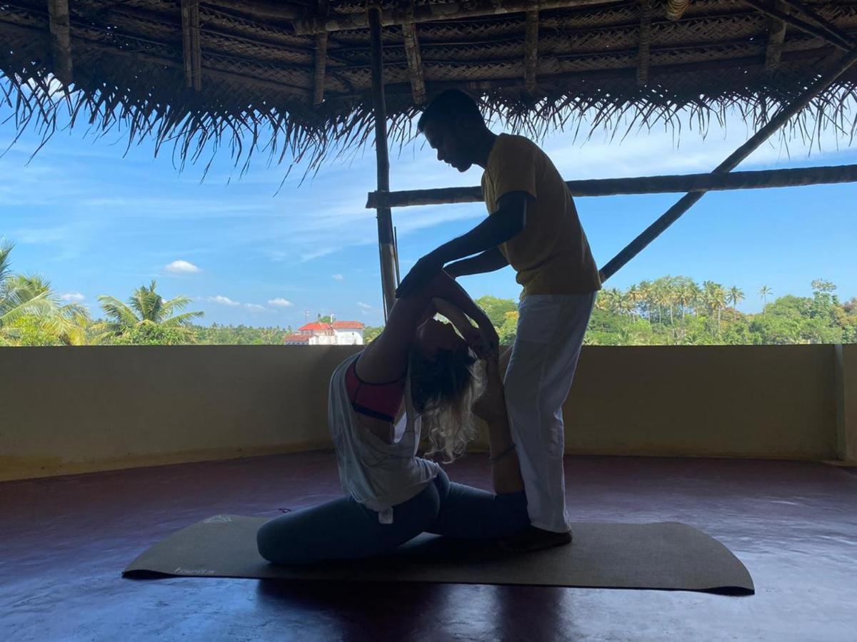Hotel Tattwamasi Ayuryoga With Breakfast And Yoga Varkala Exterior foto